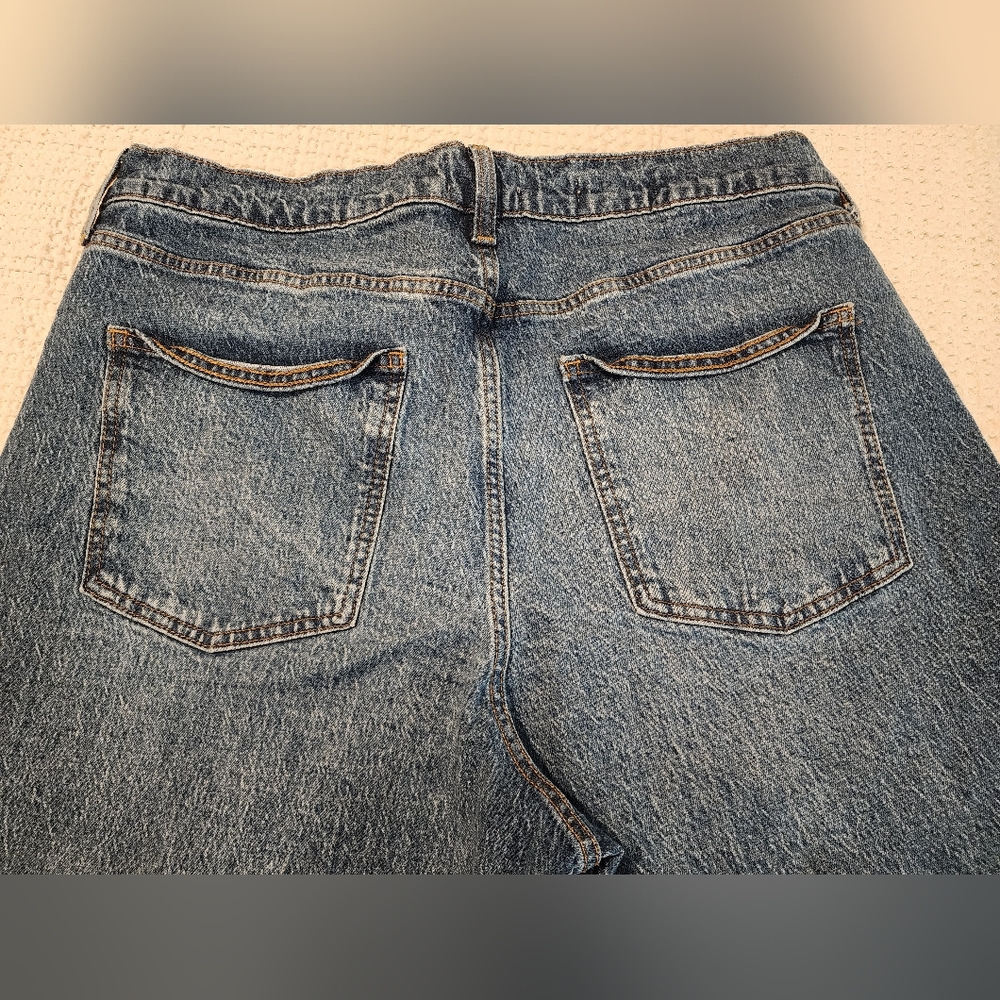 Universal Thread Women's Vintage Straight Classic Blue Denim Jeans Size 16R/33 - Picture 10 of 10